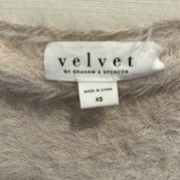Velvet by Graham & Spencer sweater - Picture 2 of 3